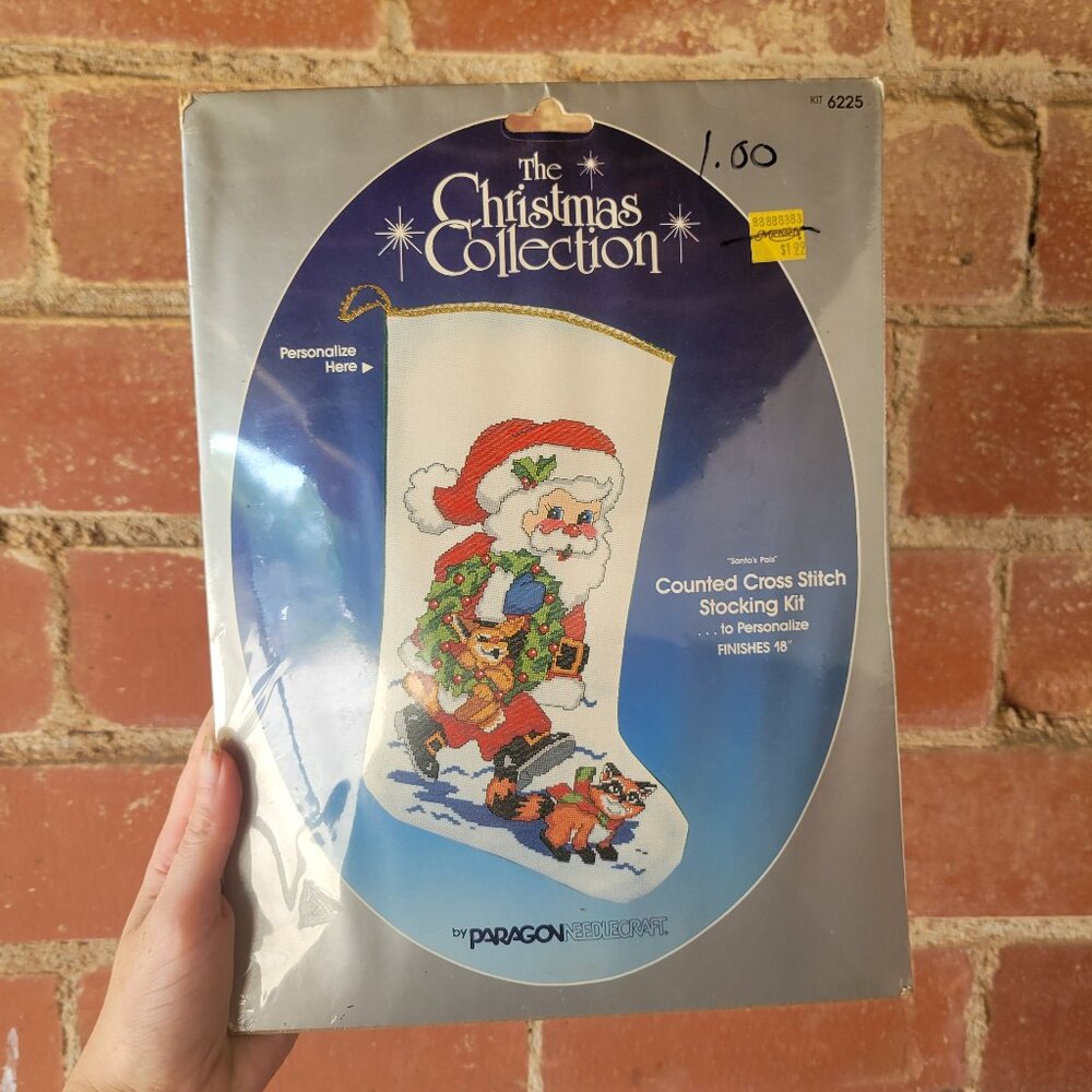 Paragon vintage needlecraft cross stitch Christmas holiday seasonal Santa